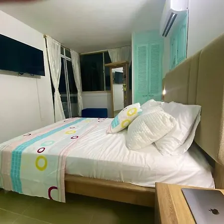 Lindo Apto Con Vista Al Mar Apartamento